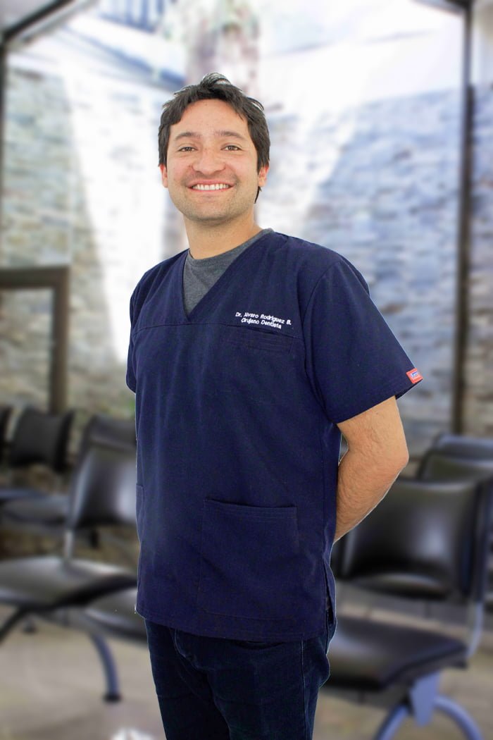 Dr. Álvaro Rodríguez, Clinica dental Alto del Sol, Calama